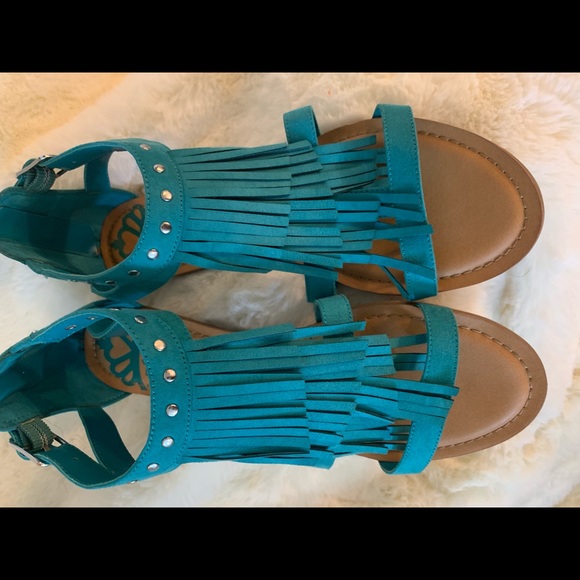 Brand New ladies sandals - Picture 6 of 8